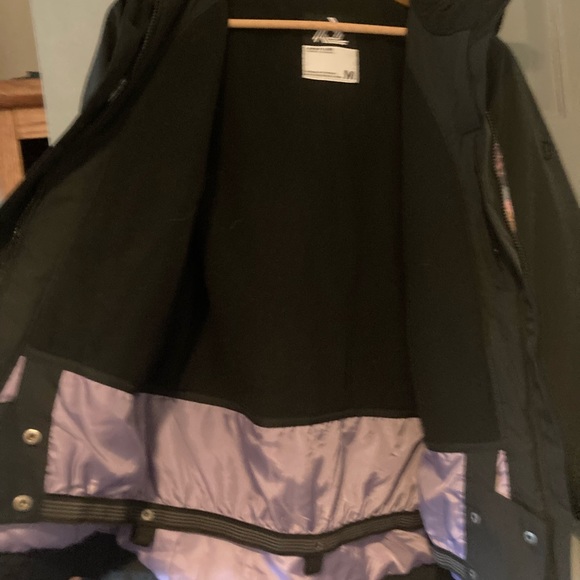 Ladies Winter coat - Aperture Technical Outerwear - Picture 4 of 9